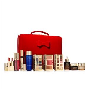 Estée Lauder 13 PC Makeup/Skincare